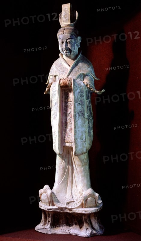 Model of a Tang dynasty courtier