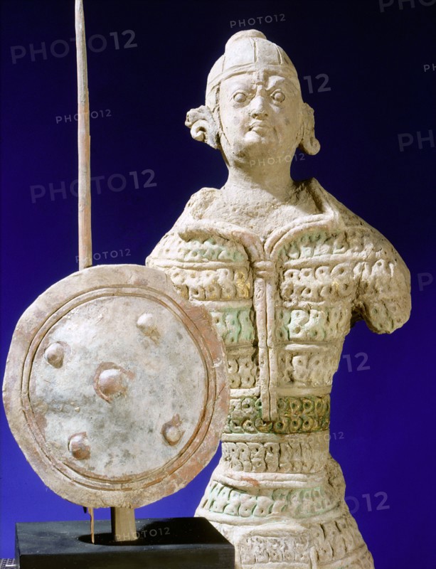 A model of a soldier that was discovered in a shrine at Ming oi, a remote outpost on the northern Silk Road where units of Tai Zongs militia protected Chinas precious trade routes