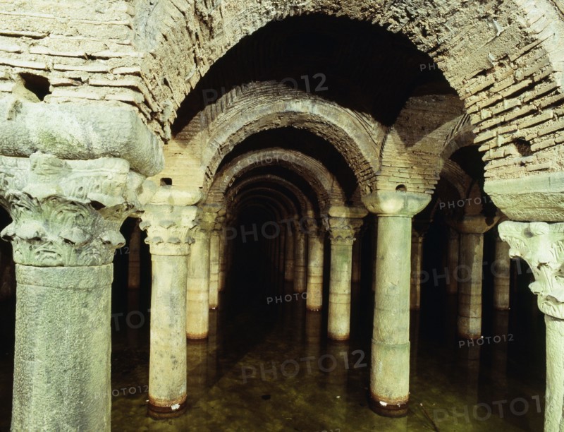 Yerabatan Sarayi or Cisterna Basilica, Istanbul
