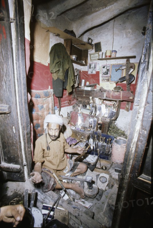 View of traders in an ancient market near San'a