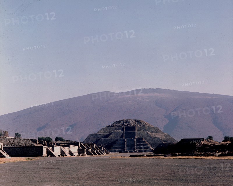 Teotihuacan, pyramid of the moon