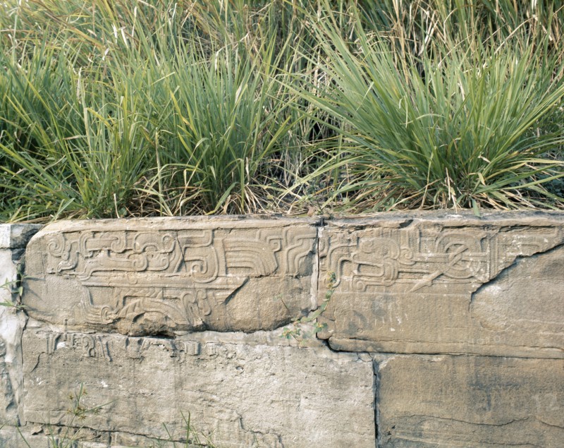 Relief carving, El Tajin