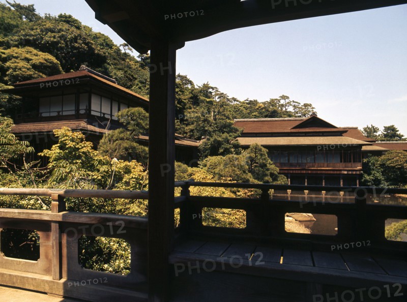 A group of elegant villas in Yokohama now thought to be from the palace of the daimyo of Kishu though often associated with Hideyoshi's fabled Jurakudai palace