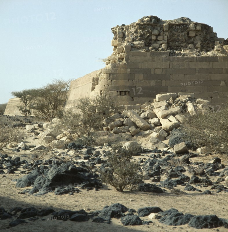 Ruins of the ancient dam at Ma'rib
