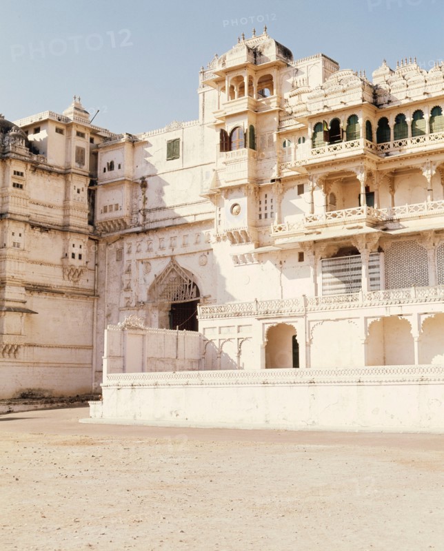 The lake city of Udaipur, Rajasthan