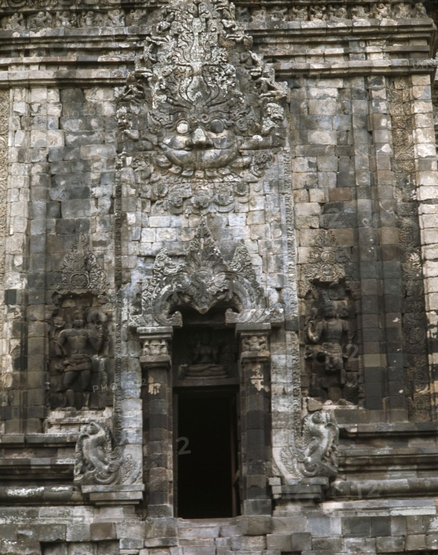 The temple complex at Lara Jonggrang consists of three main sanctuaries dedicated to Shiva, Brahma and Vishnu and three minor ones dedicated to particular forms of Shiva and Shiva's bull mount, Nandi