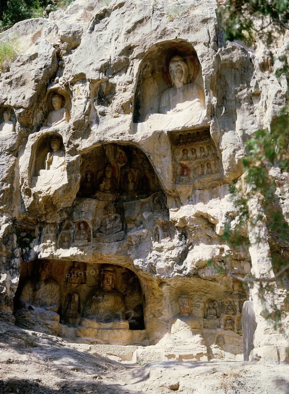 The Cliff of the Thousand Buddhas at Qianfoyan