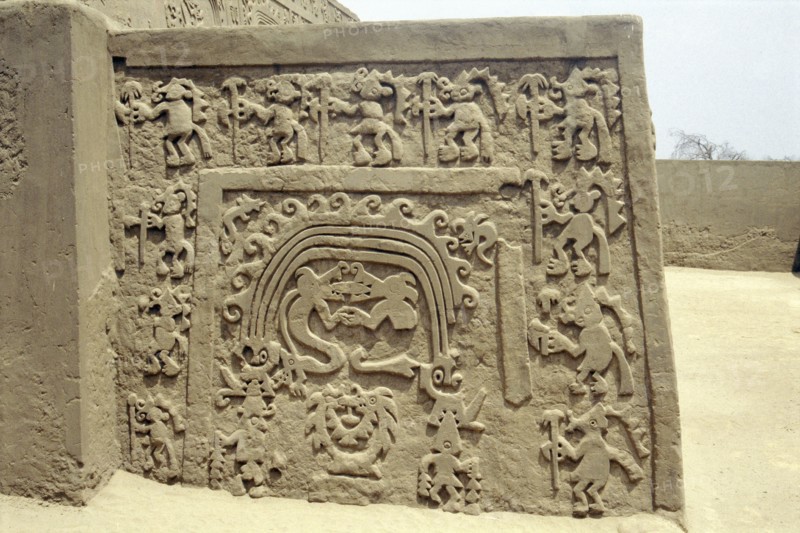 'Huaca del Dragon' outside Trujillo, north coast of Peru, showing detai lof ceremonial platform decorated with clay frieze of maritime motifs, including the distinctive 'double-headed dragon wave' motif