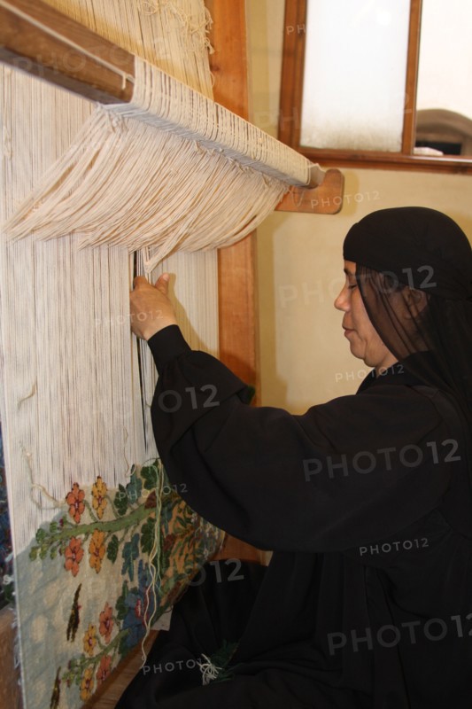 Soraia Hassan, a weaver at the Ramses Wissa Wassef Art Centre and her loom