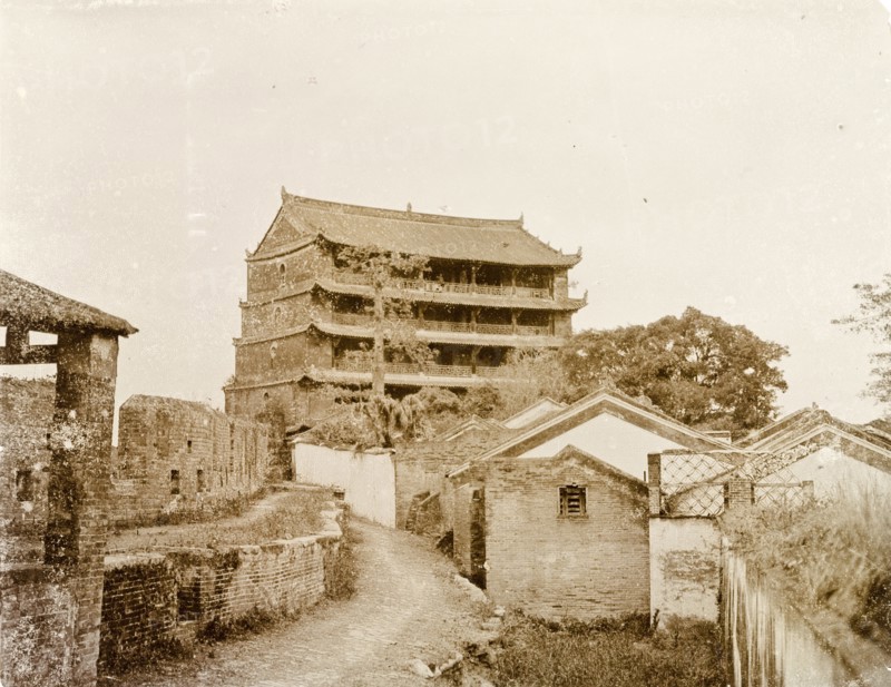 A five-storey pagoda in Canton
