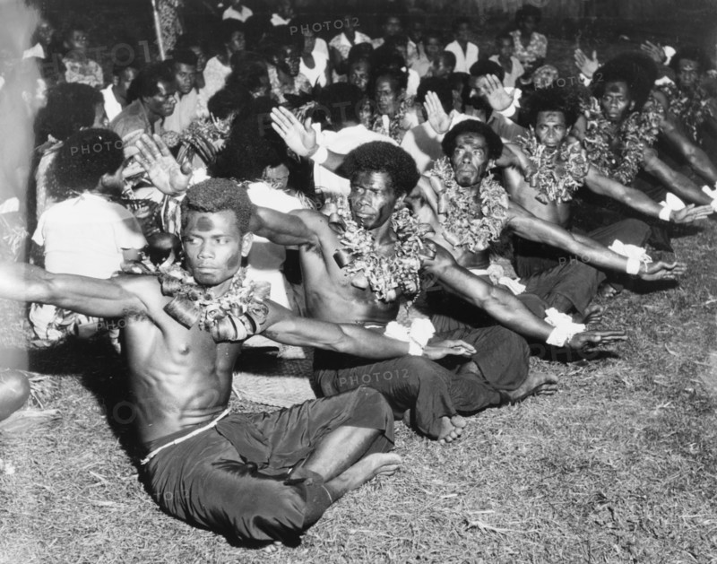 Men perform a 'vakamalolo'