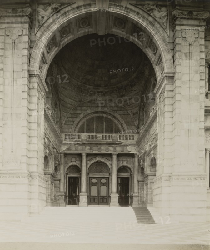 Main entrance doors, Victoria Memorial