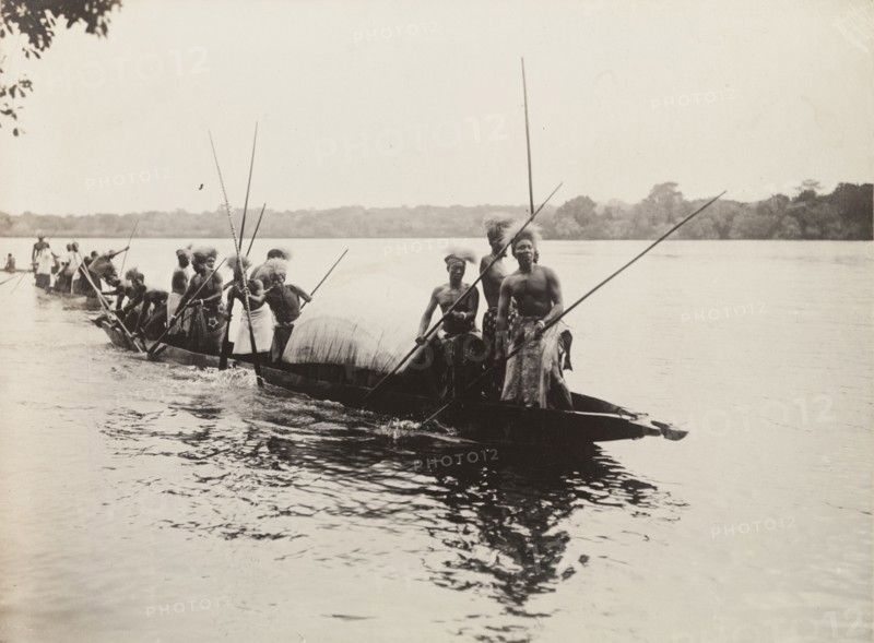 Canoes near Kandahar Island