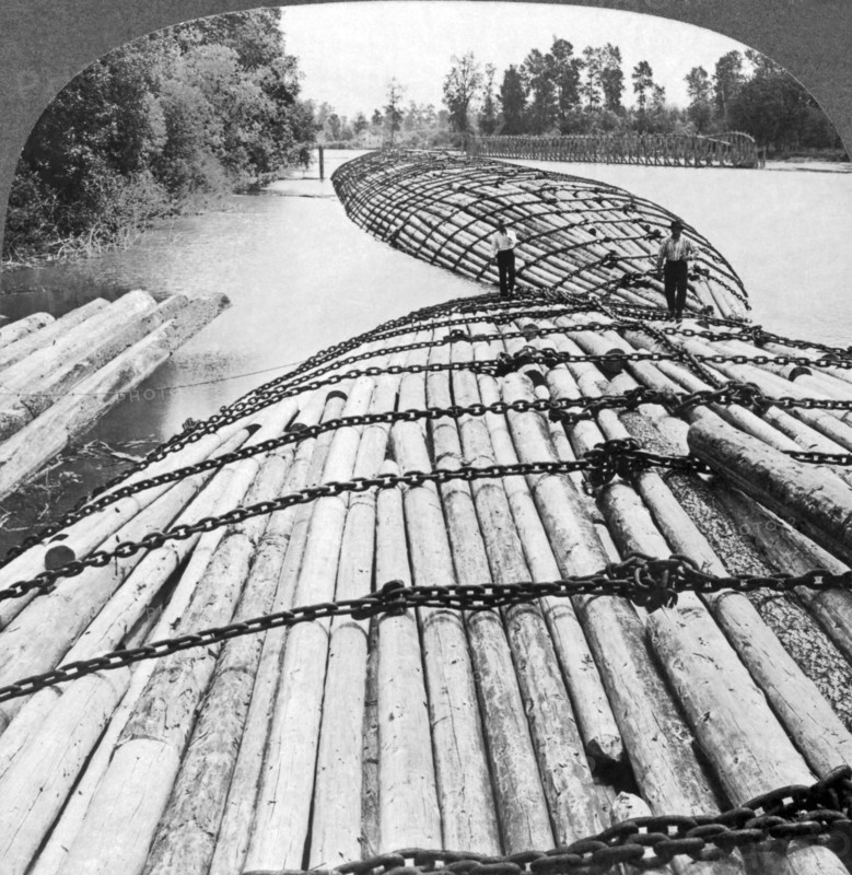 Log Rafts In Oregon