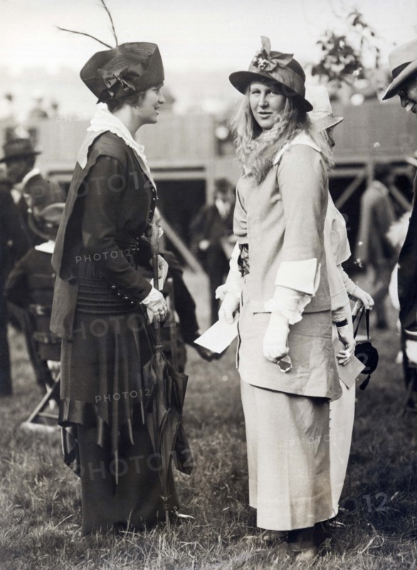 Socialites At Piping Rock Club