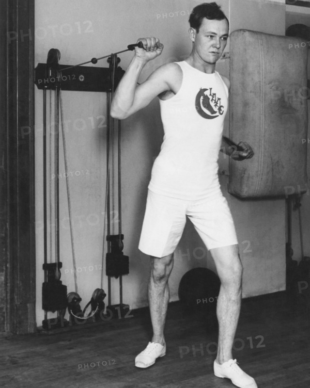 Exercising With Weights