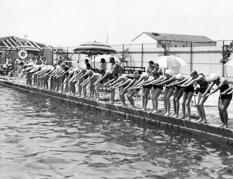 Women Get Swimming Lessons