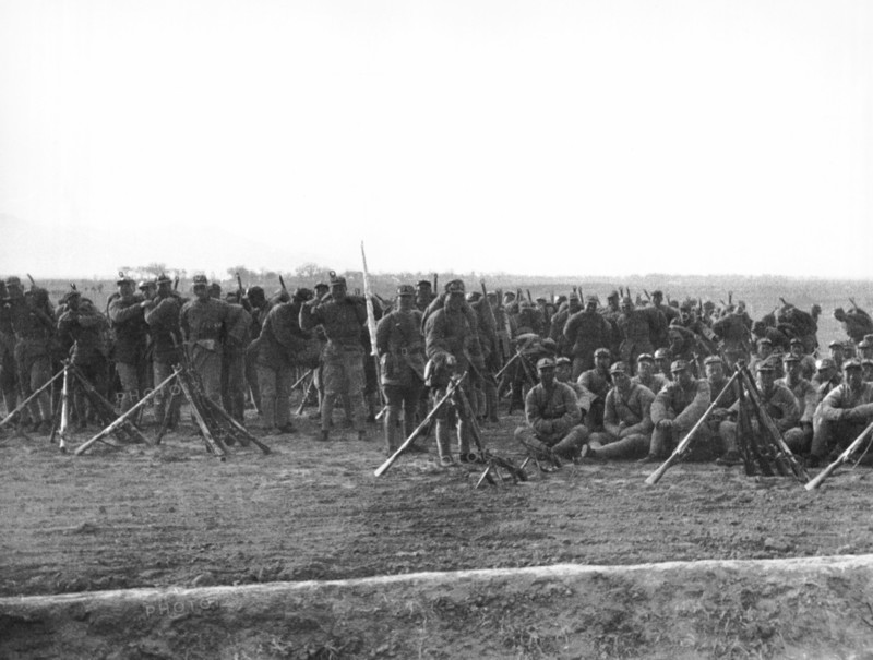 Chinese Army Troops