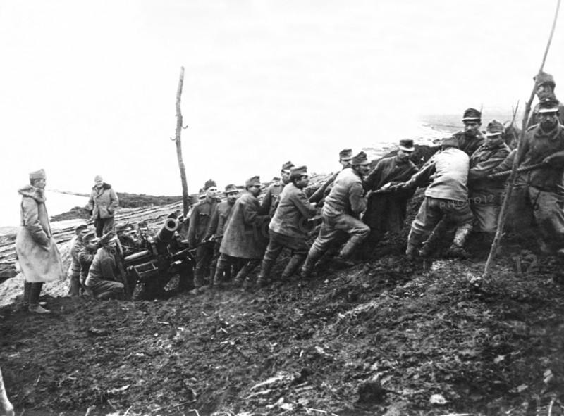 Soldiers Transporting Cannons