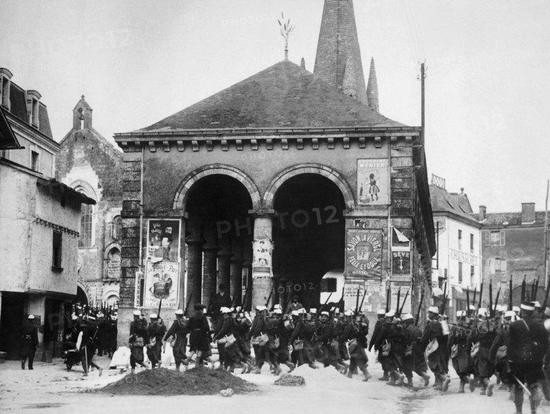German Spy Signs In Paris