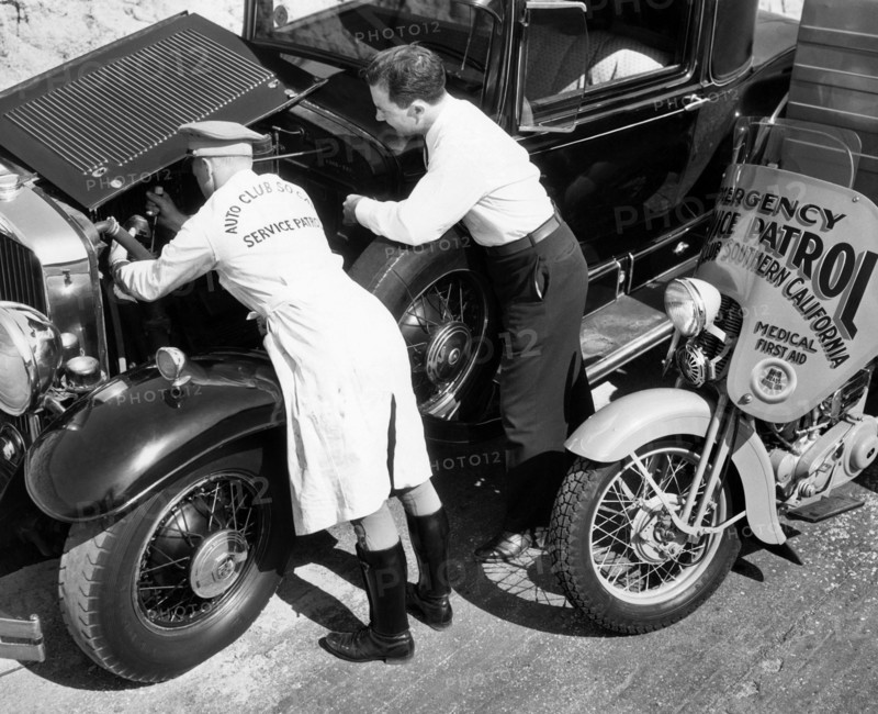 Auto Service Patrol Gives Aid