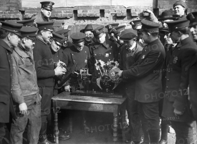 Cops Learn Motorcycle Engines