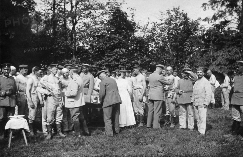 Soldiers Being Inoculated