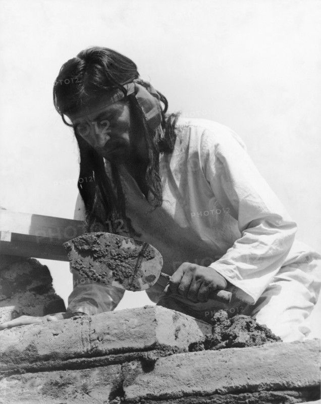 Indians Building Missions