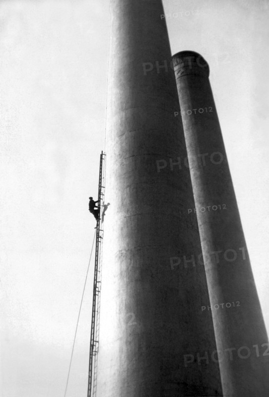 Steeplejack Ascends Tower