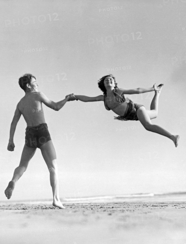 Acrobatic Beach Exhibition