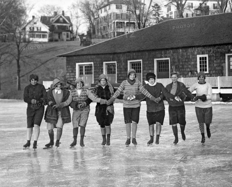 Smith Girls Skate On Paradise Pond