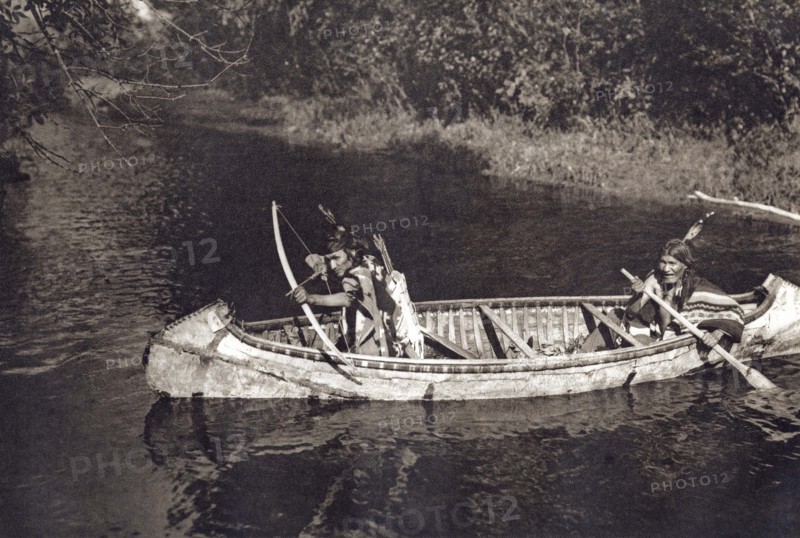 Ojibwas Hunting