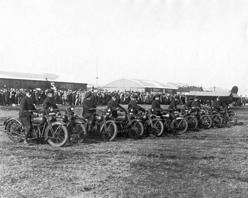 NY Cops Wait For Bremen Flyers