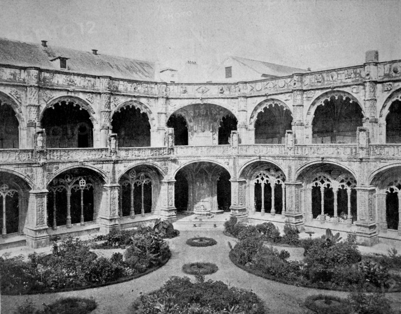 Cloister of jeronimos monastery, lisbon