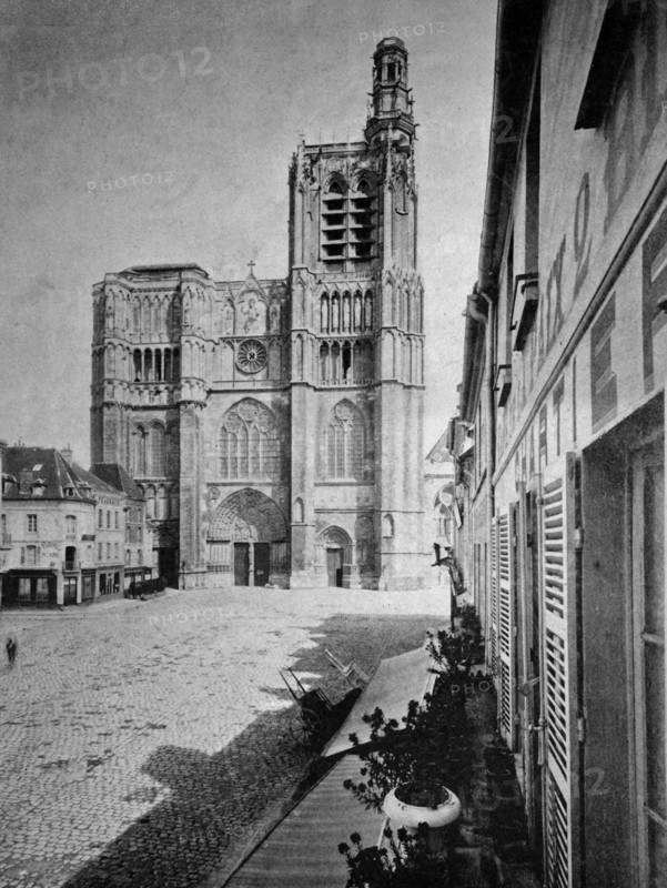 Cathedral, sens, burgundy