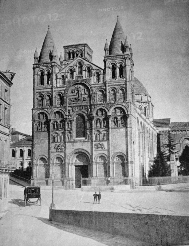 Cathedral, poitou-charentes