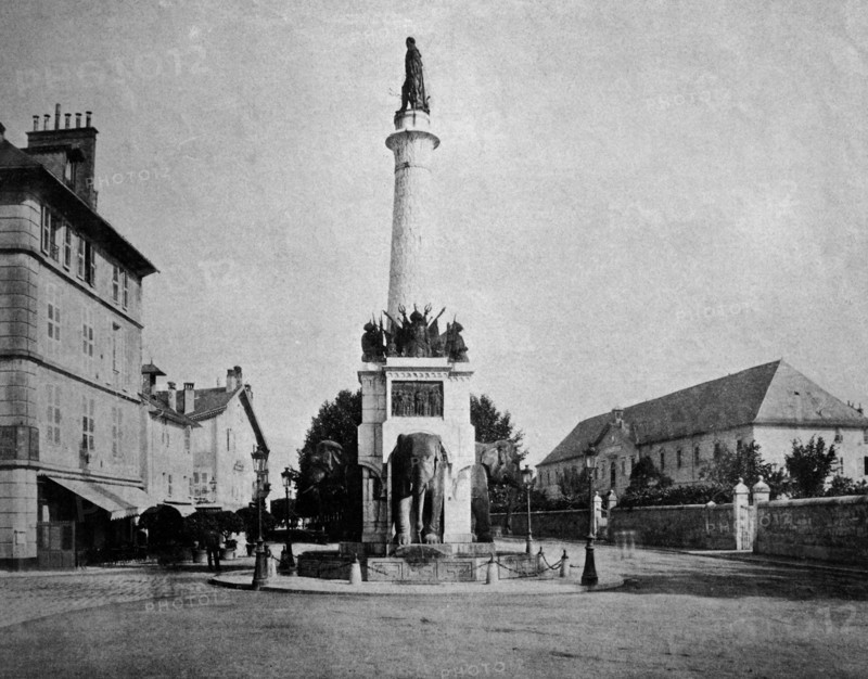 Elephants fountain, chambery