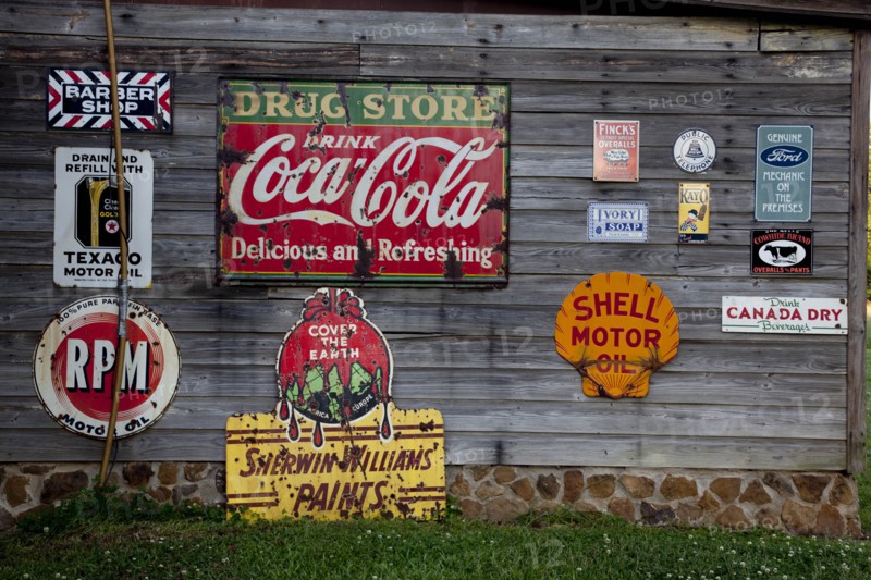 Retail Advertising Tin Signs 2010