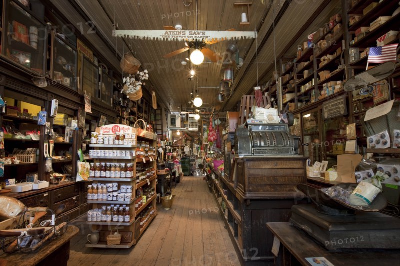 Hardware Store 2010