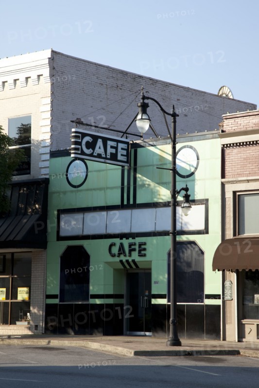 Café in Downtown Gadsden 2010