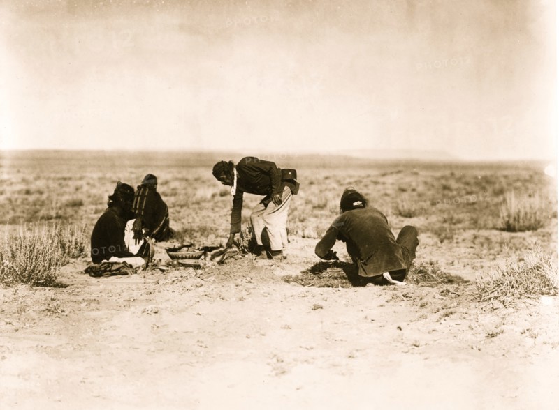 Preparing the sweat 1905