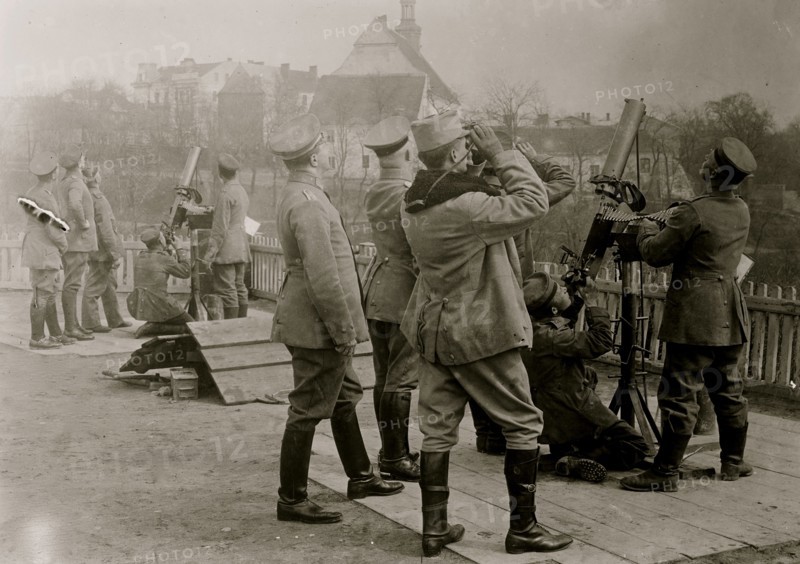 German Anti - Aircraft Gun