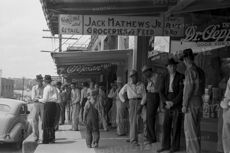 Street scene, San  Street scene, San Augustine, Texas 1938