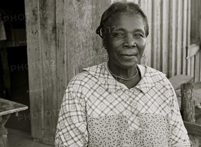African American Wife of sharecropper, Pulaski County, Arkansas 1935