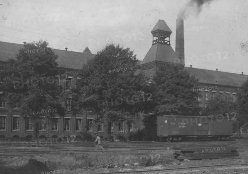 Anniston Mfg. Co. Not so good as it looks. Sanitation is bad, and child labor conditions worst in town 1914