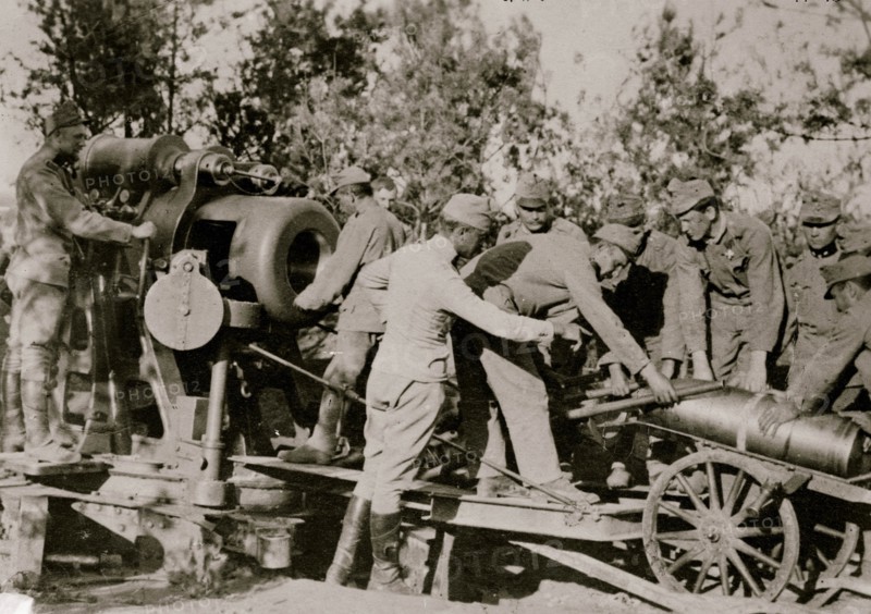 Austrians loading 30.5 cm gun