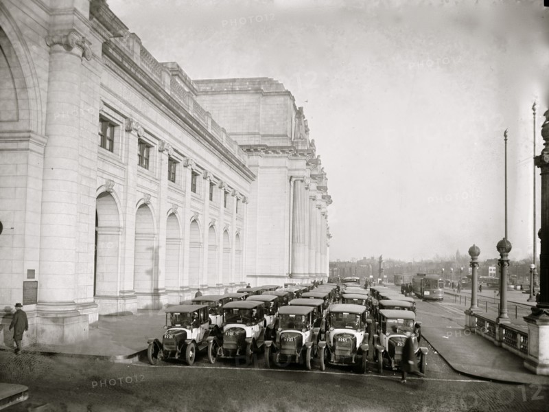 Black and White Taxi Co. 1924