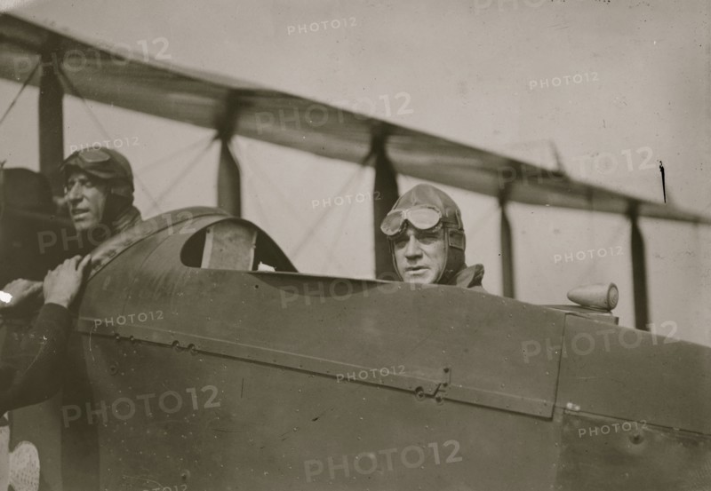 Capt. Wm. Ocker & Gen. Menoher