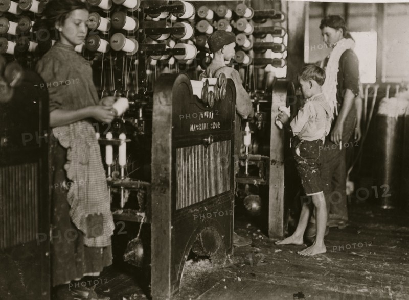A Tiny Doffer 1908