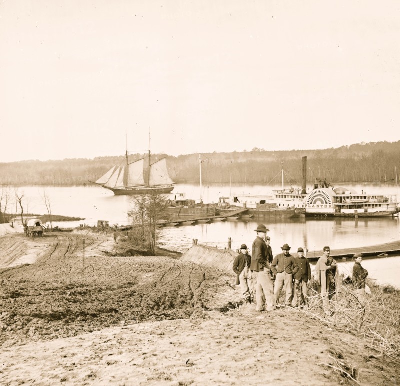 Medical supply boat Planter at General Hospital wharf on the Appomattox 1863